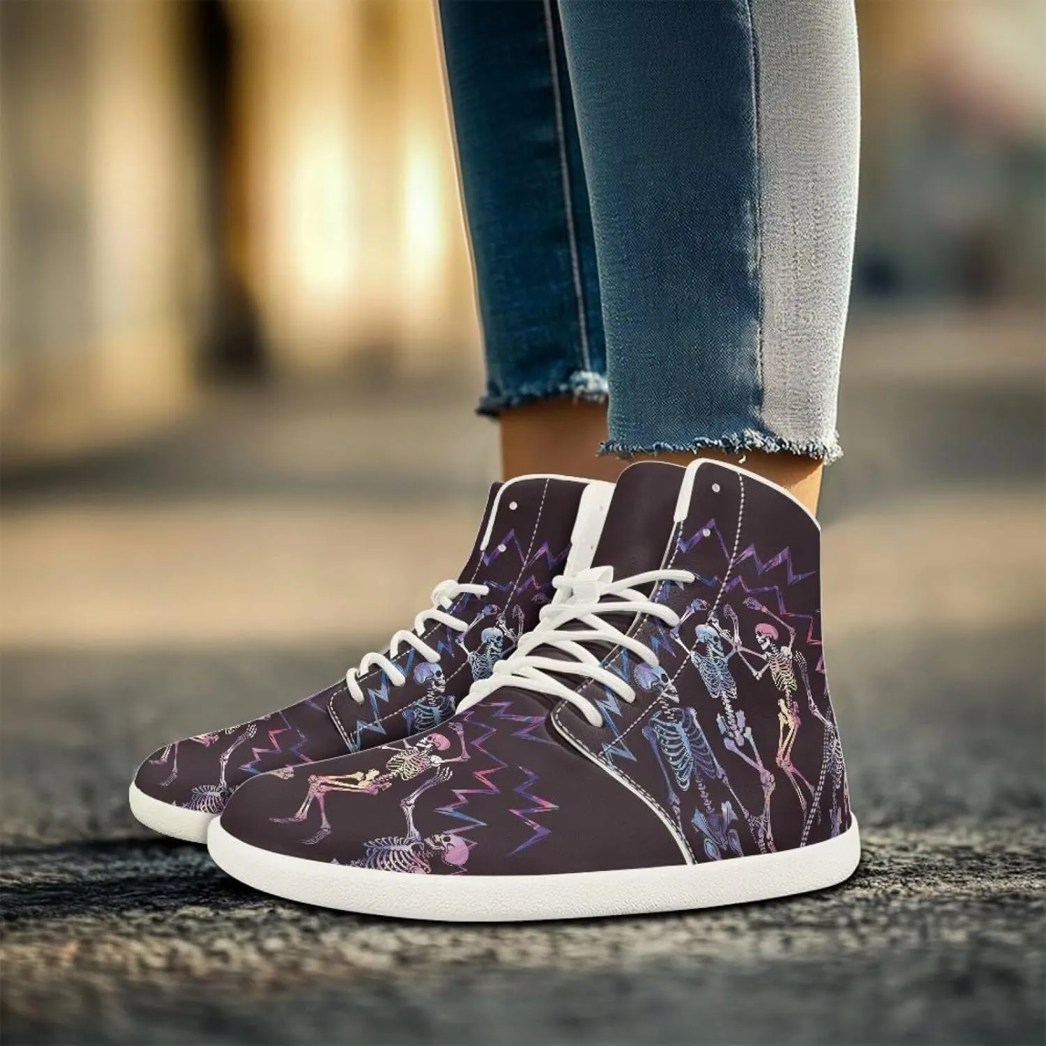 Fire Car Print Hiking Shoes Men Outdoor Athletic Sports Shoes Walking Shoes Trail Running Shoes White Sole