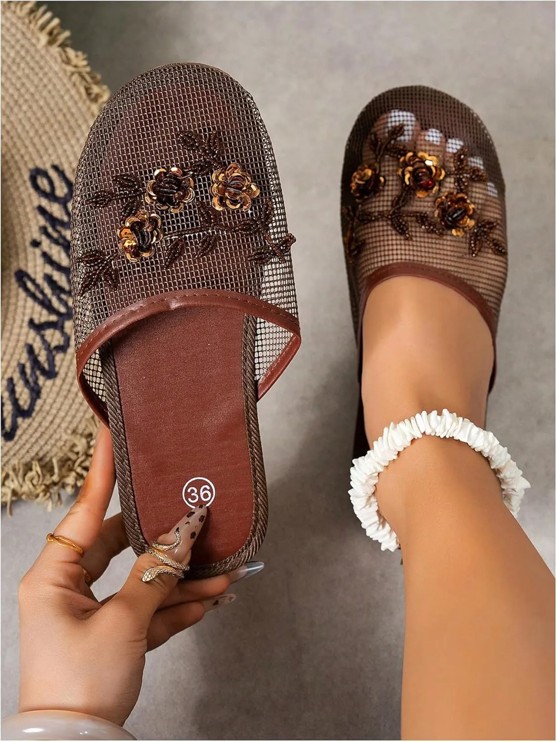 GORGLITTER Women's Chinese Slippers Floral Mesh Round Toe Flats Sandals