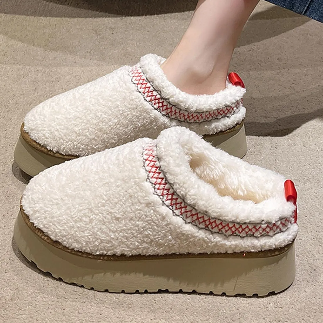 Harssidanzar Women's Platform Slippers Fleece Lined Boots Anti-Slip Snow Platform Slippers Winter House Shoes Indoor and Outdoor KL506US