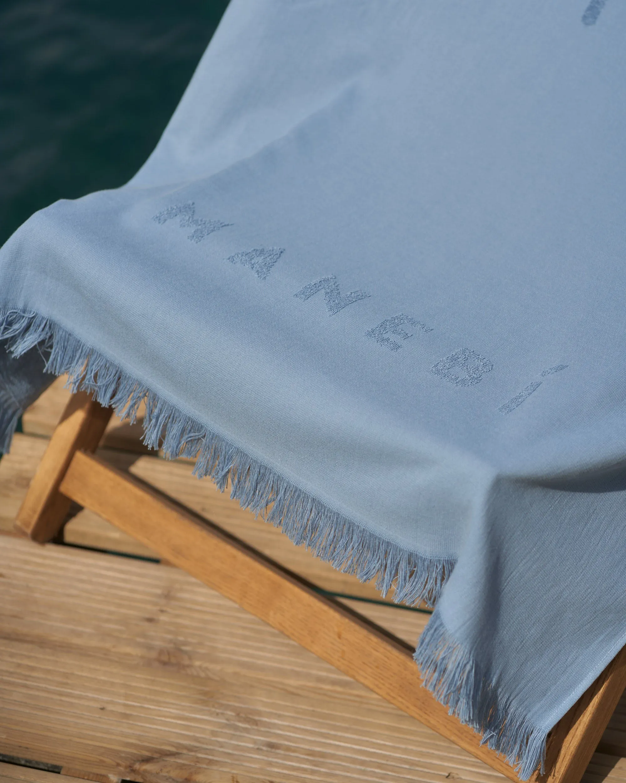 Jaquard Beach Towel - K13TW - Embroidered Palm With Palm & Logo Indigo