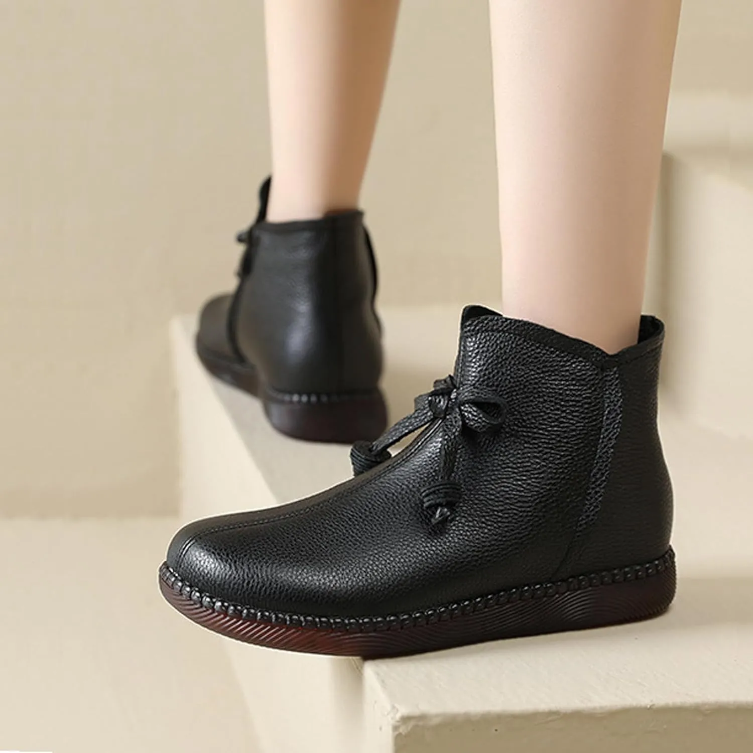 Lossarye Women's Leather Side Zipper Soft Flat Ankle Boots Retro Round Toe Lightweight Non-Slip Casual Booties Fall Winter Warm High Top Ankle Boots