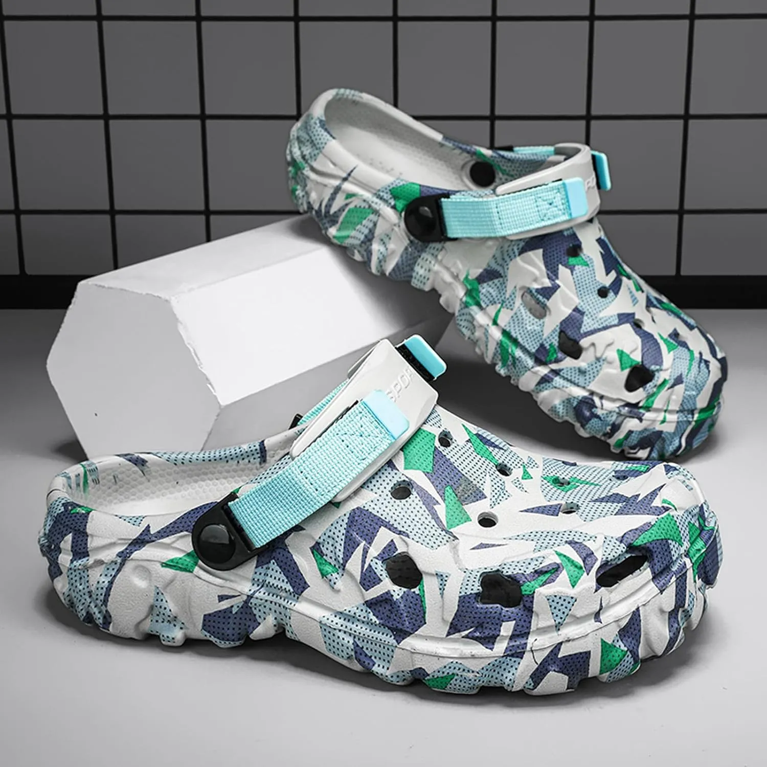 Men Slip On Garden Clogs Shoes: Summer Beach Sandals - Non Slip Outdoor Classic Slippers