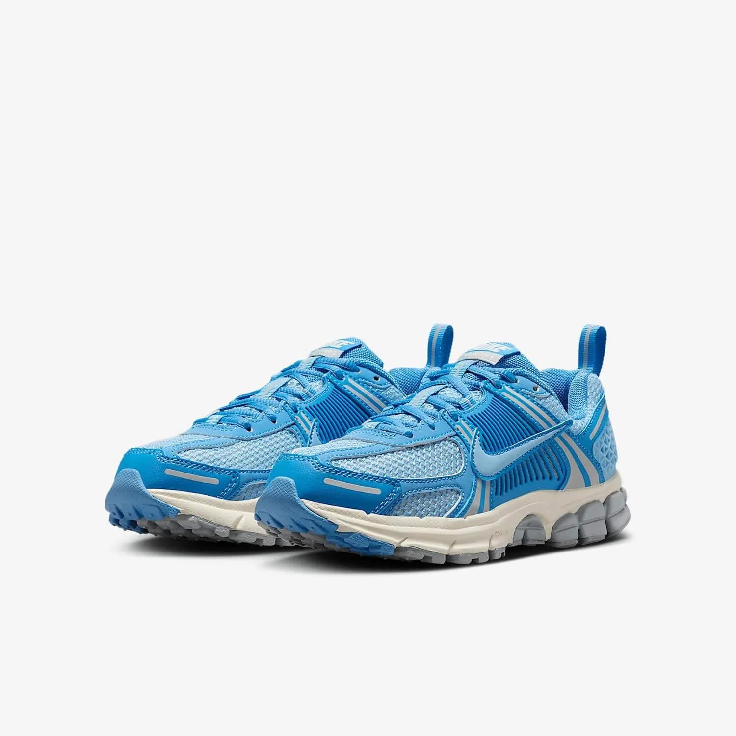 Nike Vomero 5 Big Kids' Shoes (HF6998-400, Blue Beyond/Wolf Grey/Sail/Psychic Blue)