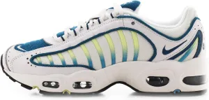 NIKE Women's Sneakers Trail Running Shoes