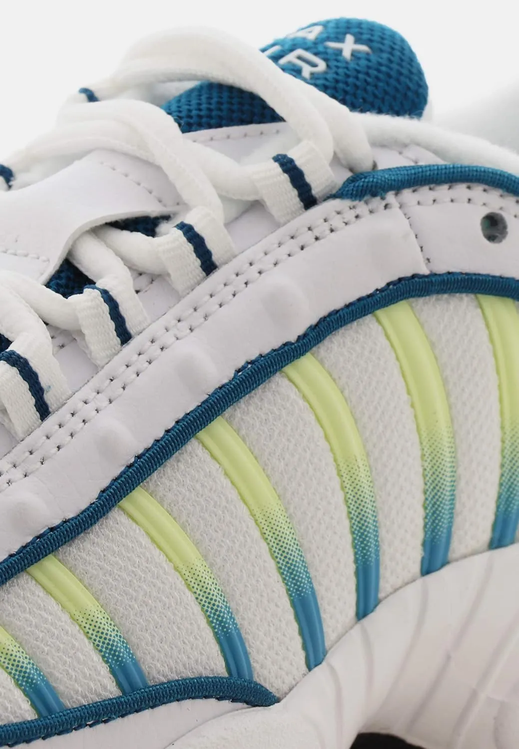 NIKE Women's Sneakers Trail Running Shoes