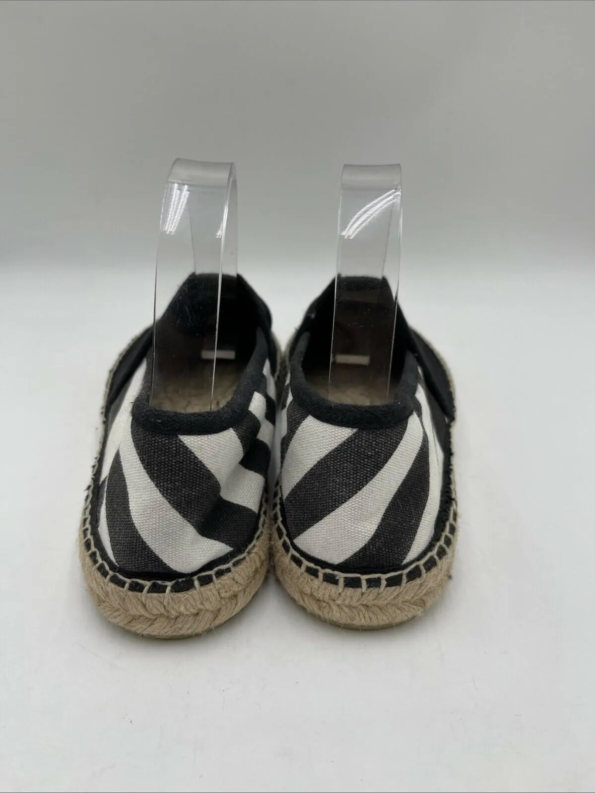 Off-White Black/White Stripes Round Toe Slip On Espadrilles Flats Womens Size 41 - Very Good
