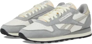Reebok Unisex Classic Leather Sneakers Legacy, Chalk/Grey 3/Moonstone, 13 US Men