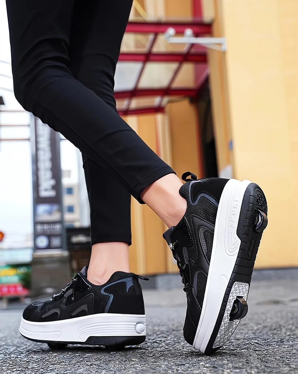 Roller Shoes Boys Girls Roller Skates Comfortable Sneakers with Wheels for Kids Women Wheeled Footwear Retractable Breatheable Shoes Beginner Exercise Skates Birthday Gifts Christmas