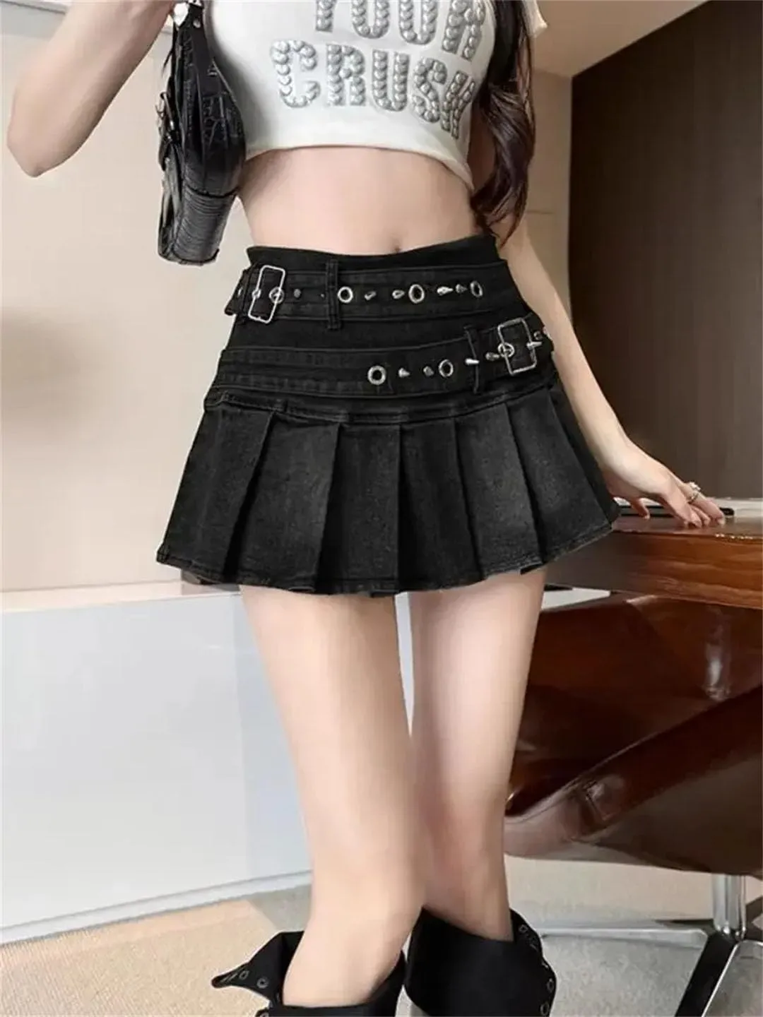 Women's Vintage Streetwear Sexy Denim Skirts Belt Buckle High Waist Pleated Hottie Skirt