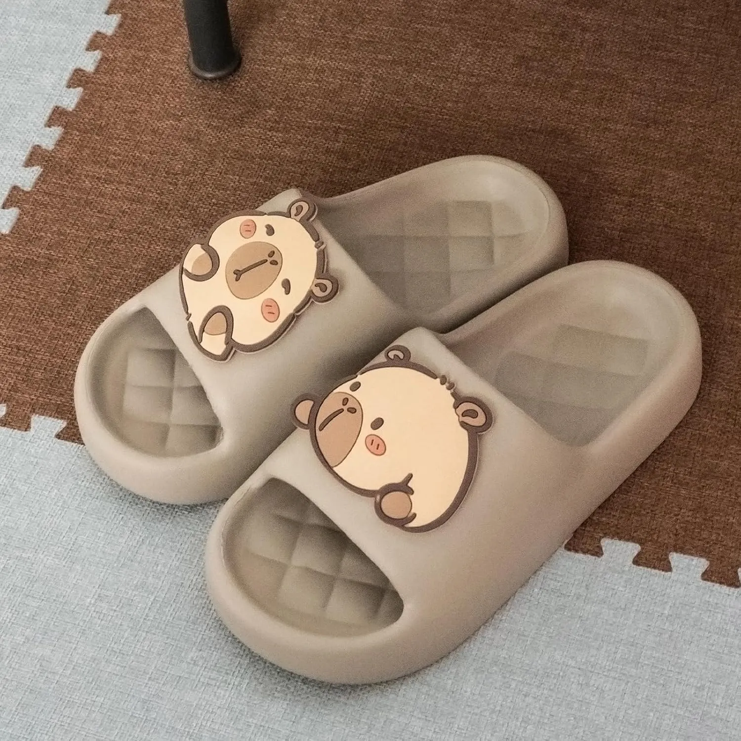 XIXITIAO Men's and Women's Capybara Slides,Cute Animal Capybara Slippers,Non Slip Quick Drying Shower Shoes,Summer Novelty Open Toe Slide
